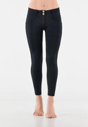 WRUP Diwo - Mid Rise - Ankle Length - Black