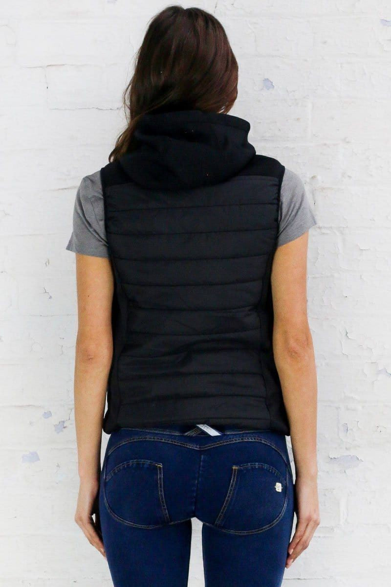 Curve Puffer Vest - Black 3