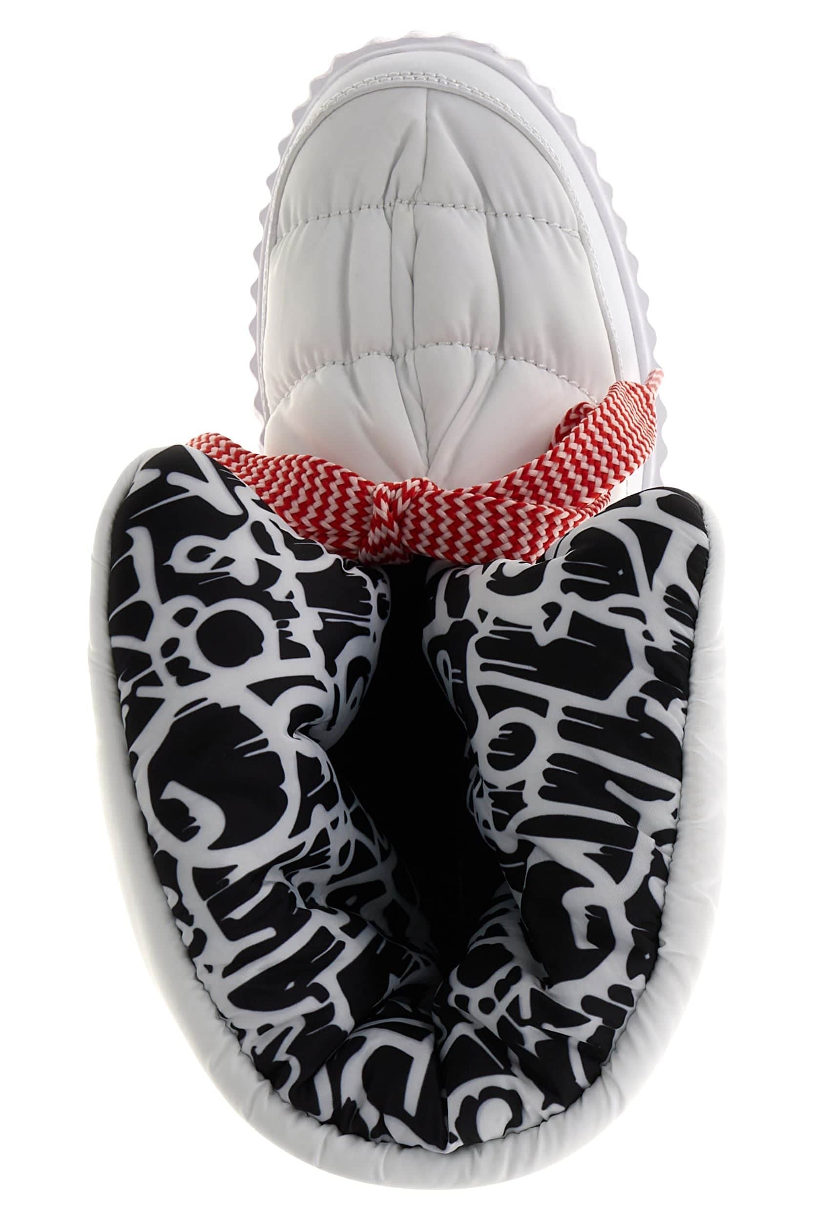 Puff Boots with Fleece Lining - White + Graffiti Lining 3