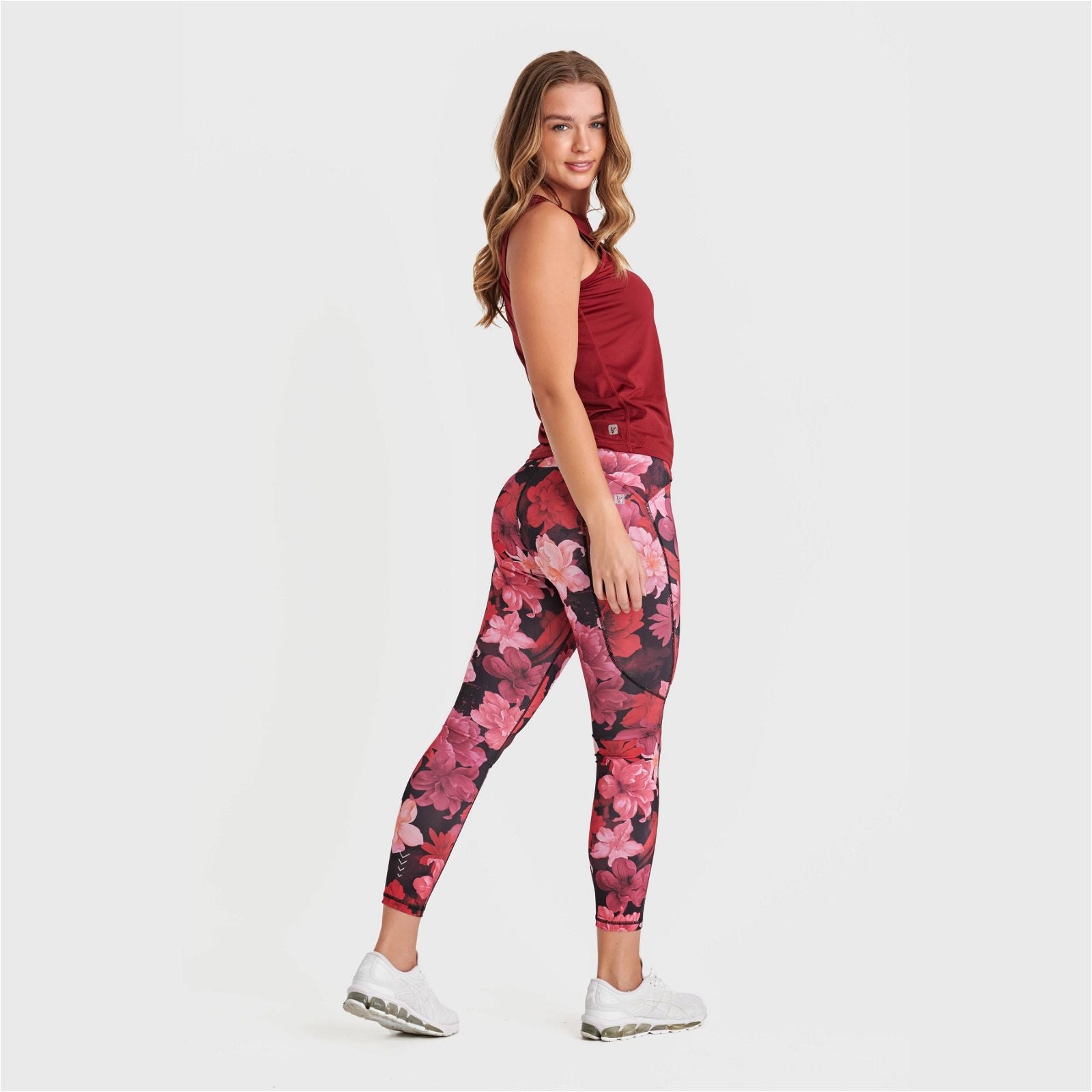 Superfit All Over Flower Print - Super High Waisted - Petite Length - Bordeaux 1