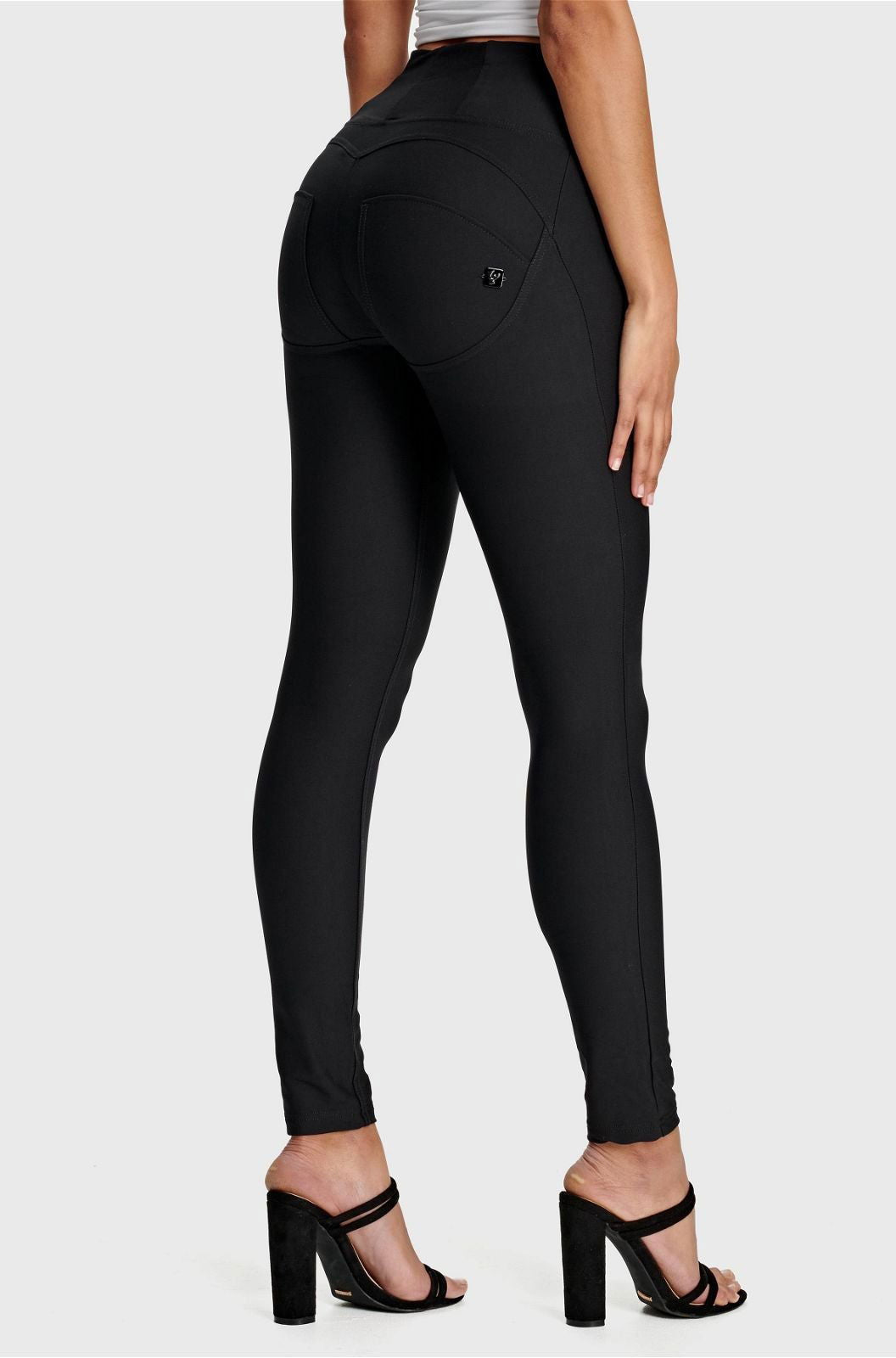 WR.UP® Thick Layered Diwo Pro - High Waisted - Full Length - Black - Freddy USA