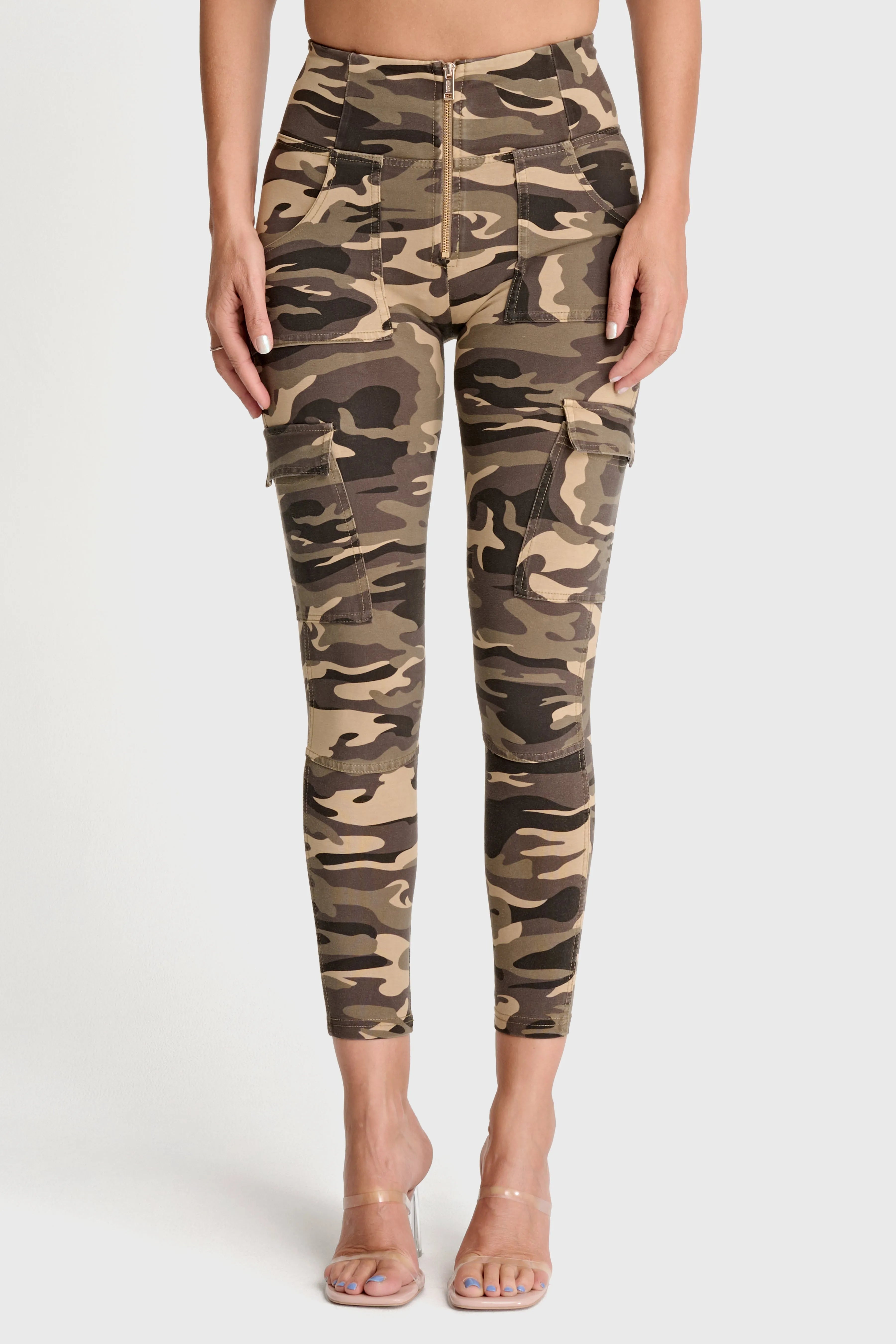 WR.UP® Cargo Fashion - High Waisted - Petite Length - Brown Camo 3