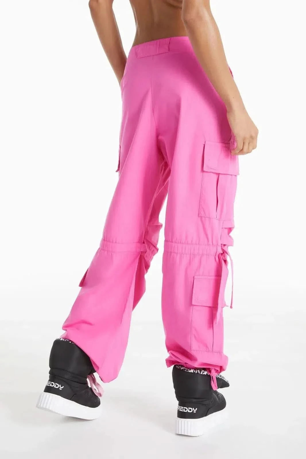 【関税・送料込み】FENDI PANTS PINK COTTON CARGO PANTS Cargo Pants - High Waisted - Full Length - Pink – Freddy USA