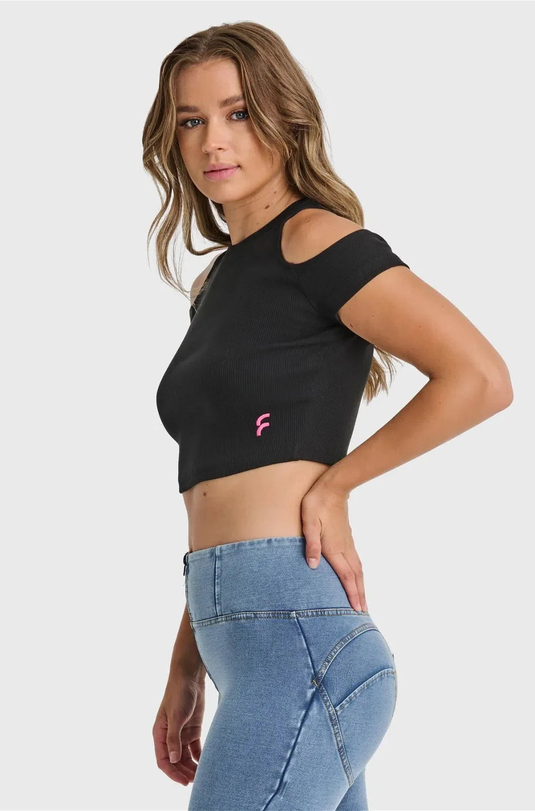 Cropped Cut Out T Shirt - Black