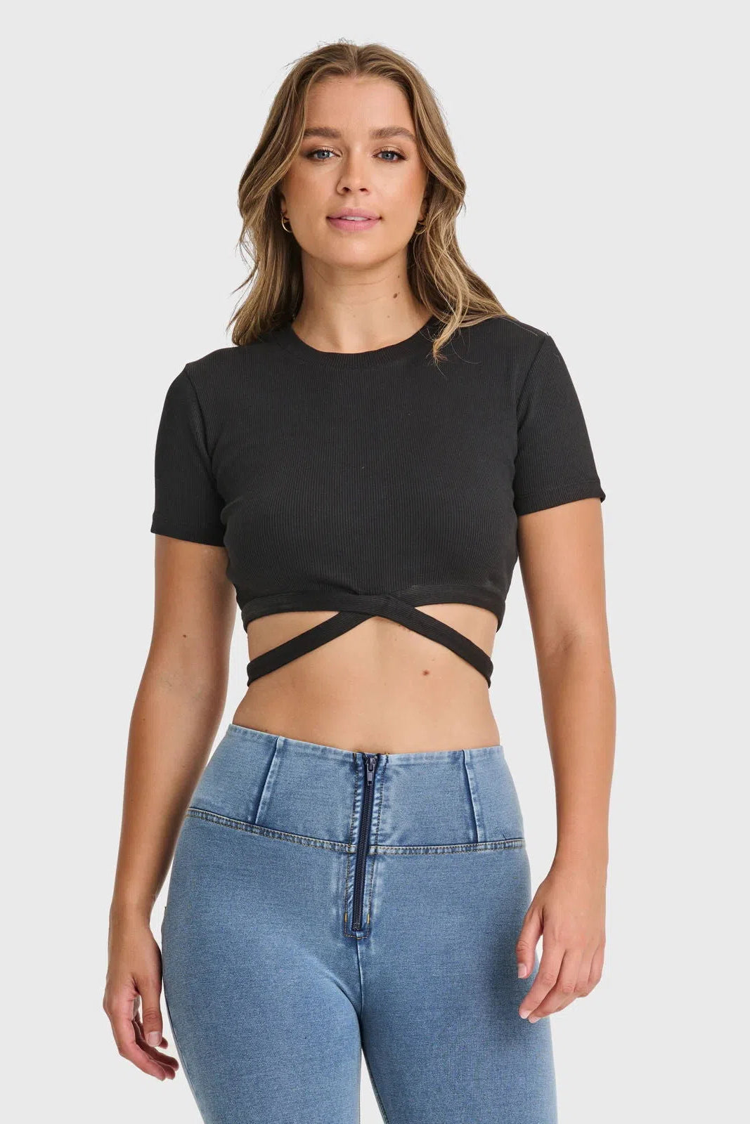 Cropped Wrap Around T Shirt - Black 1