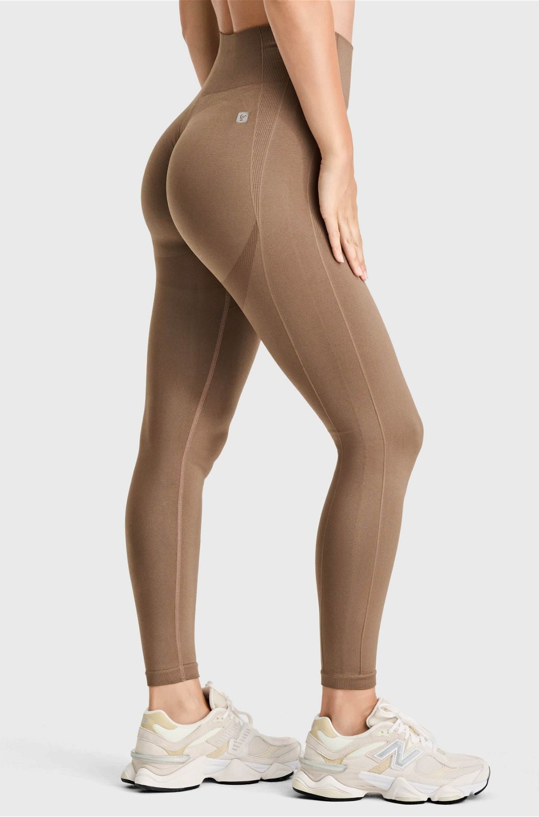 Seamless Active Leggings - High Waisted - Petite Length - Mocha