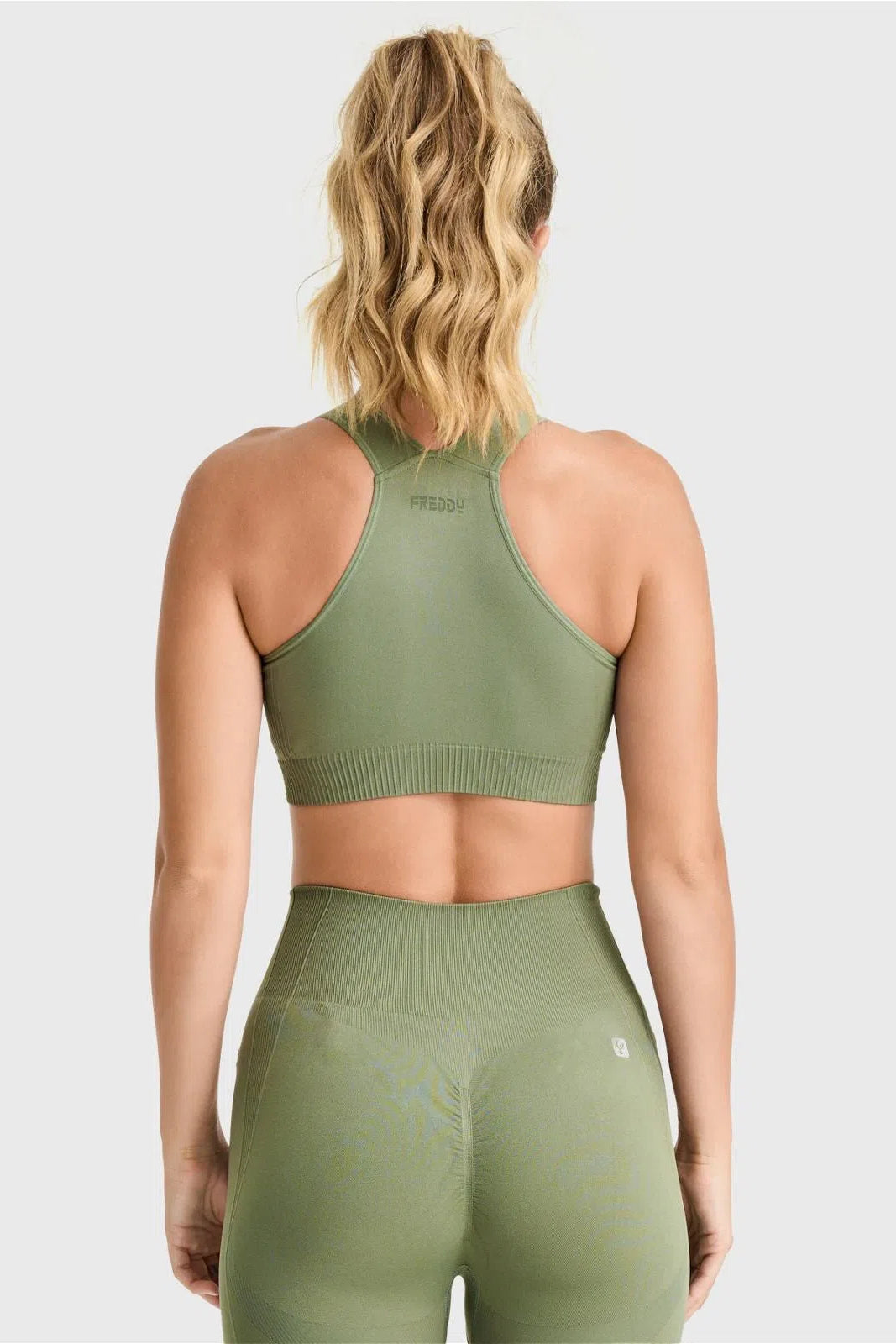 Seamless Sports Bra - Military Green 3