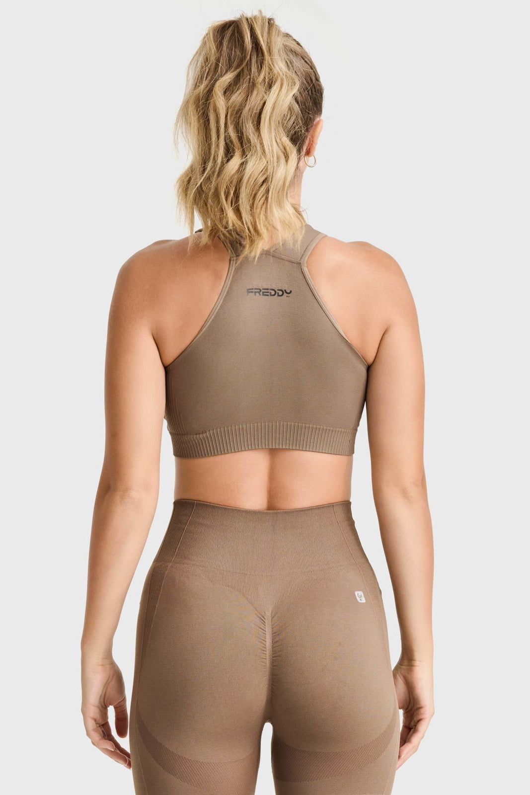 Seamless Sports Bra - Mocha 3