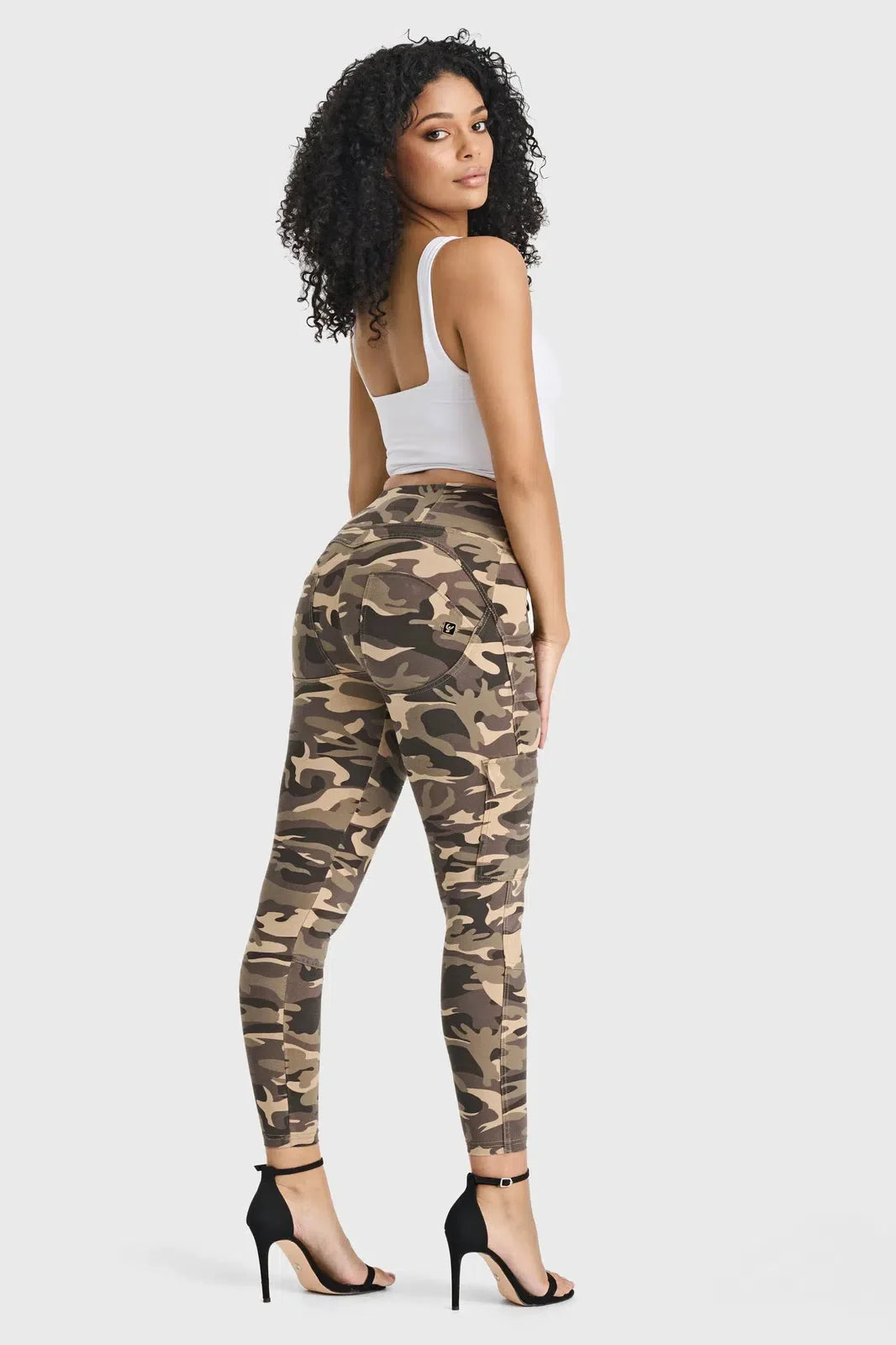 WR.UP® Cargo Fashion - High Waisted - Petite Length - Brown Camo 2