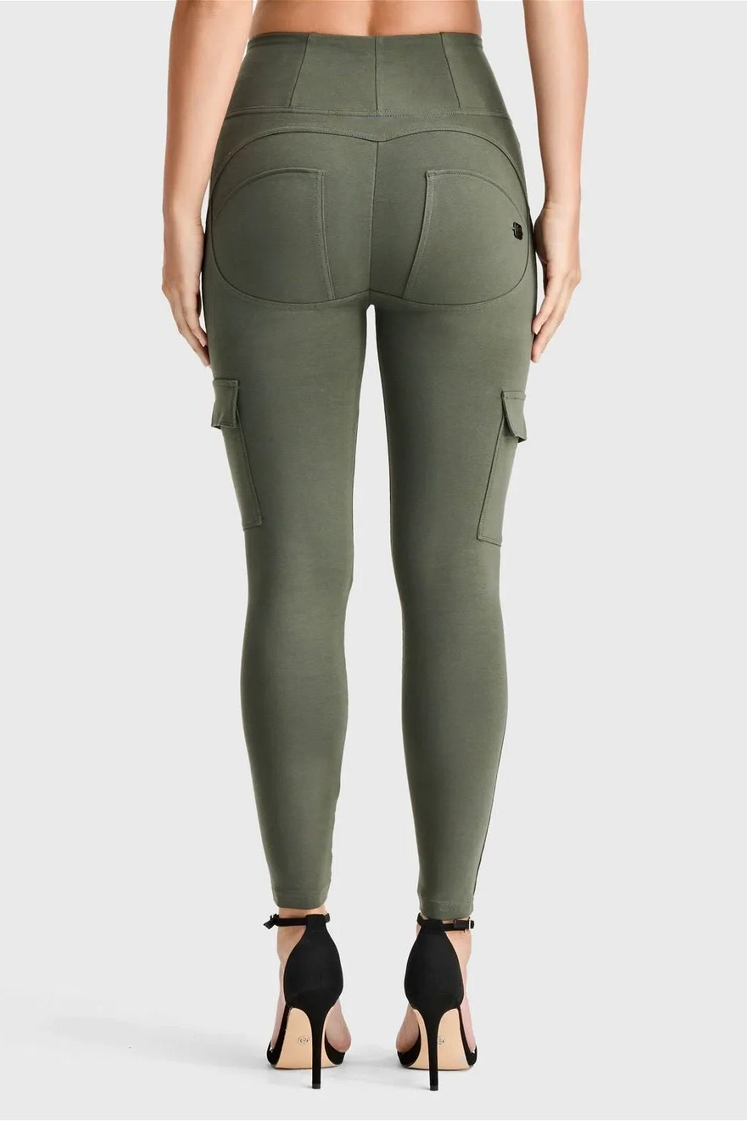 WR.UP® Cargo Fashion - High Waisted - Petite Length - Military Green 2