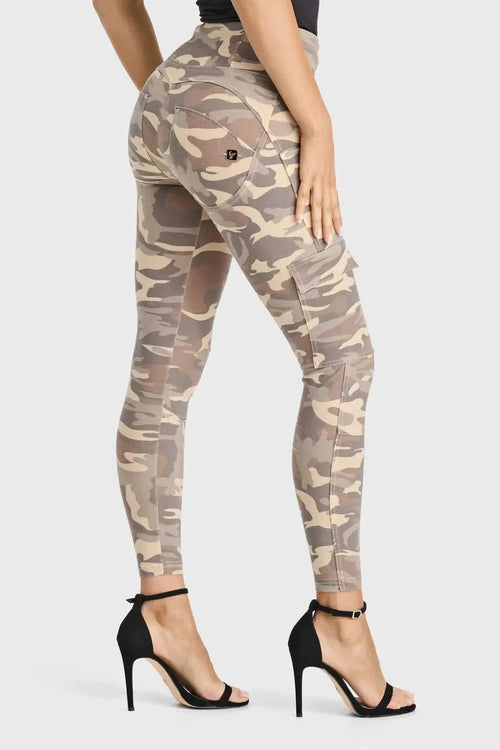 WRUP Cargo Fashion - High Waisted - Ankle Length - Sand Camo