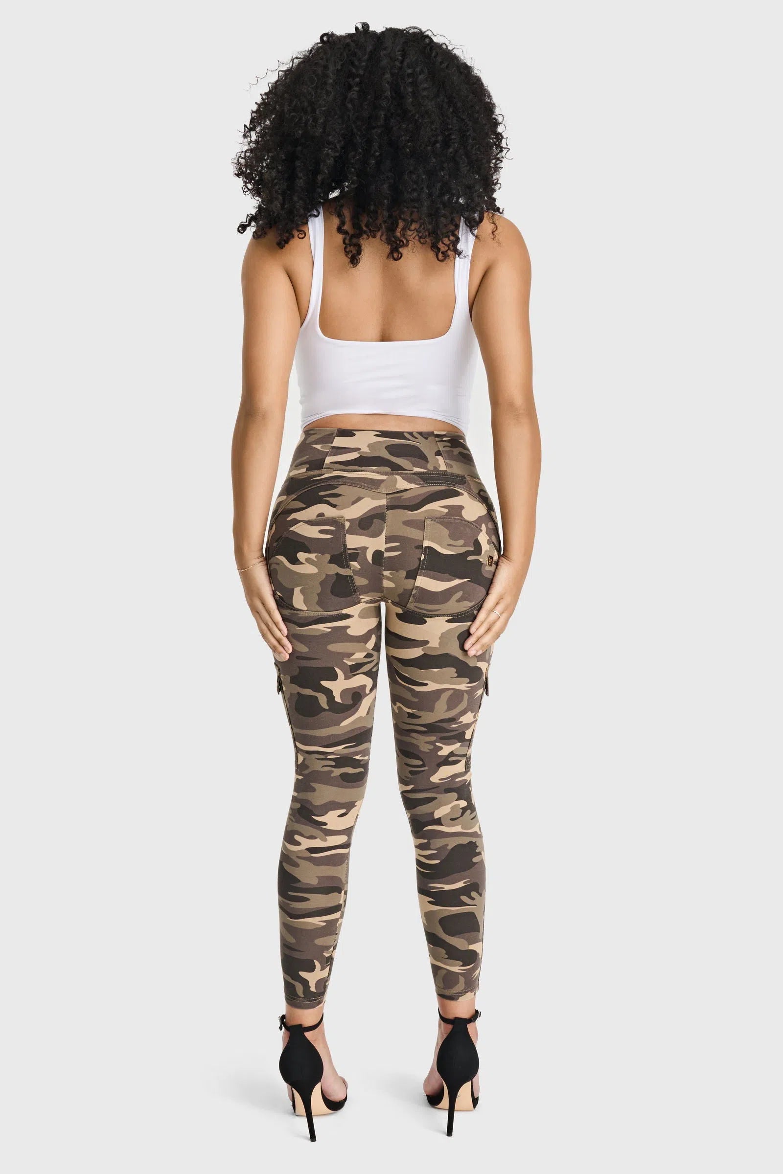 WR.UP® Cargo Fashion - High Waisted - Petite Length - Brown Camo 3