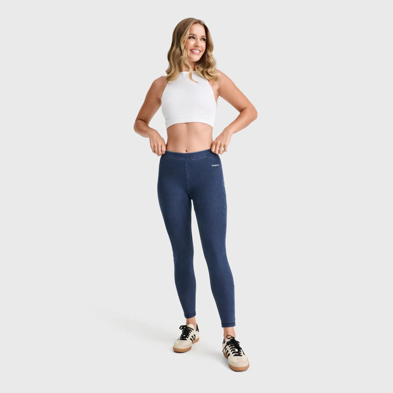 WR.UP® Core Denim - Mid Rise - Petite Length - Dark Blue + Blue Stitching 3