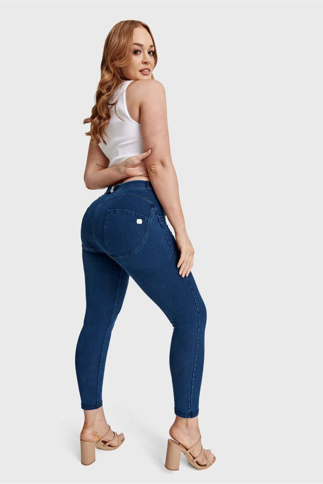 WR.UP® Curvy Denim - High Waisted - Petite Length - Blue + Blue Stitching 2