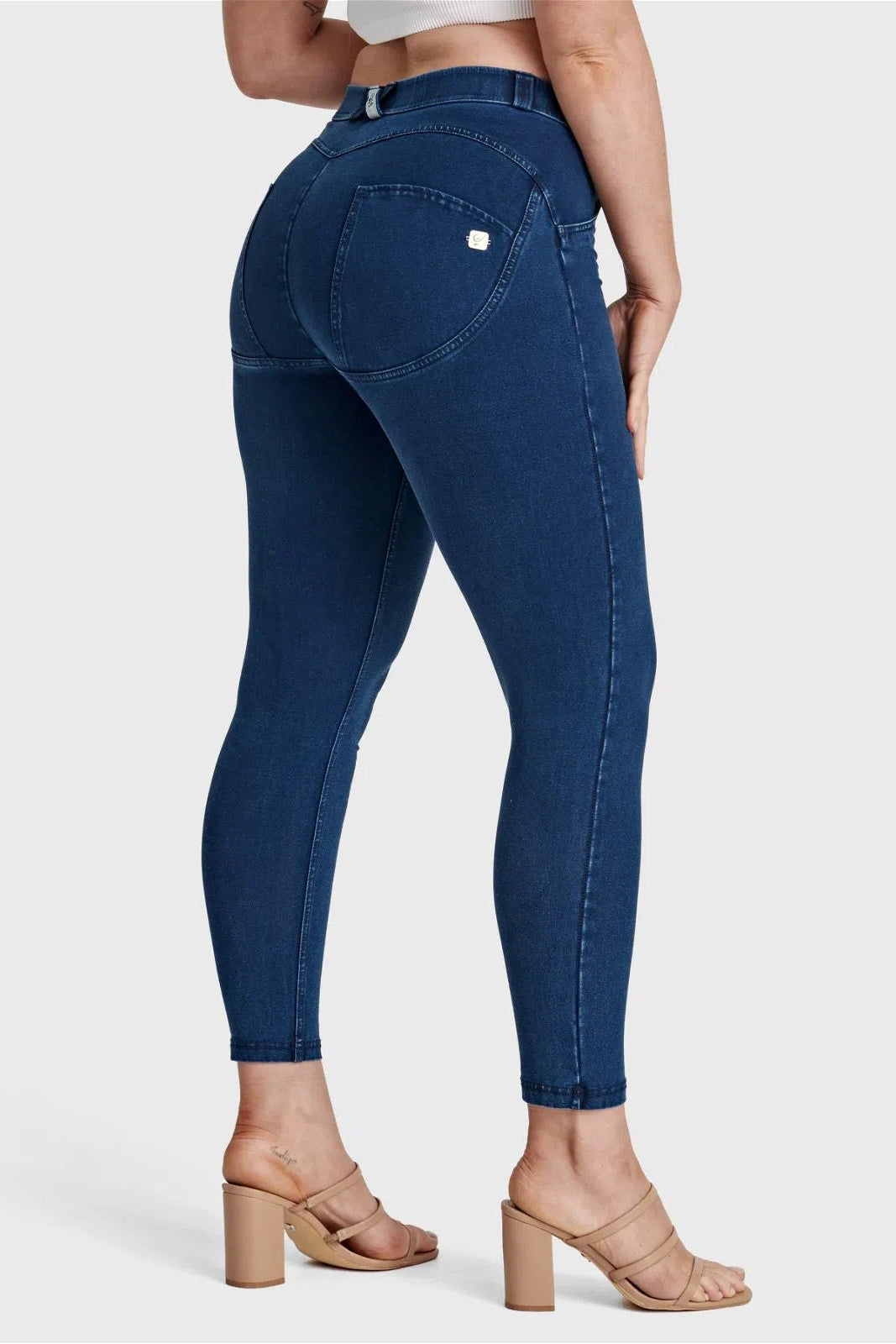 WR.UP® Curvy Denim - Talle alto - Largo pequeño - Azul + Costuras azules 1