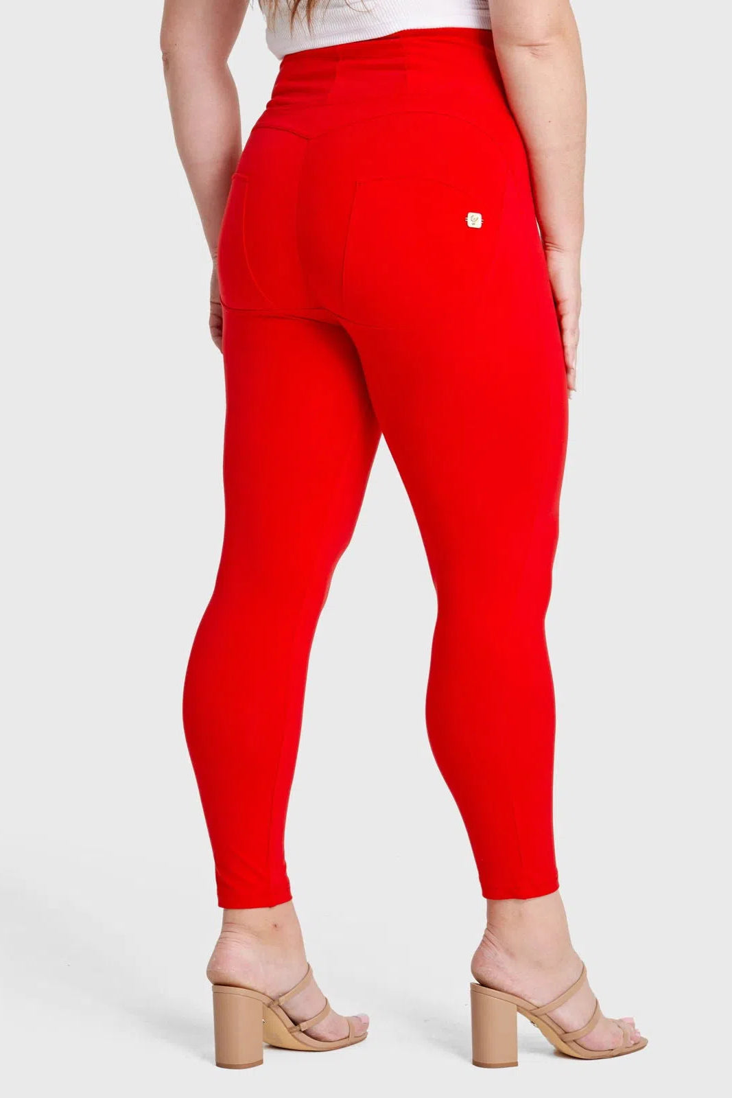 WR.UP® Curvy Fashion - Zip High Waisted - Petite Length - Red 2