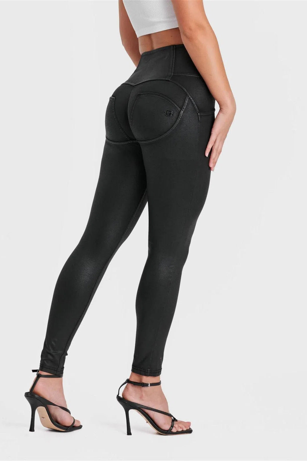 WR.UP® Denim Limited Edition - High Waisted - Full Length - Coated Black + Black Stitching 1