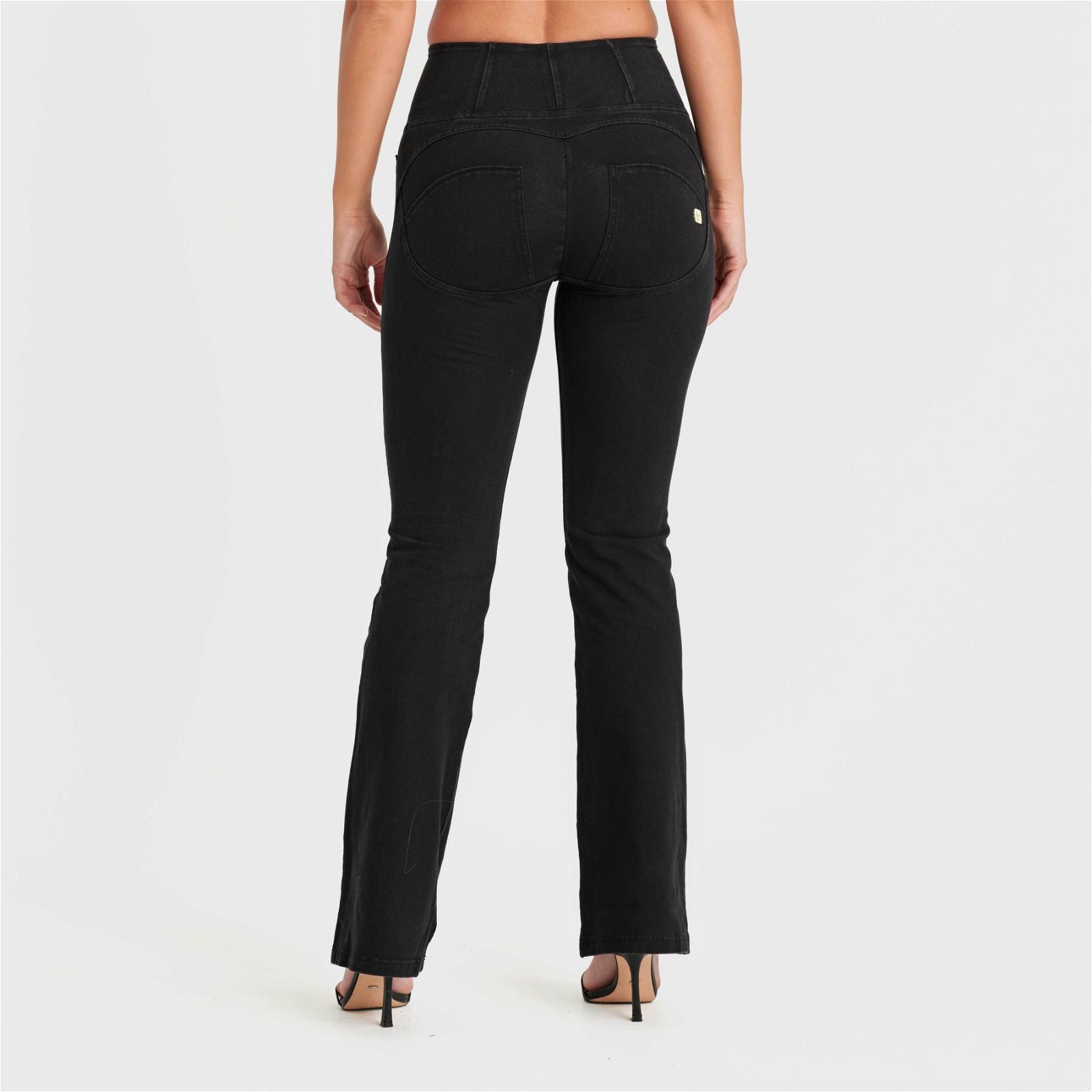 WR.UP® Denim with Front Pockets - Super High Waisted - Flare - Black + Black Stitching 2