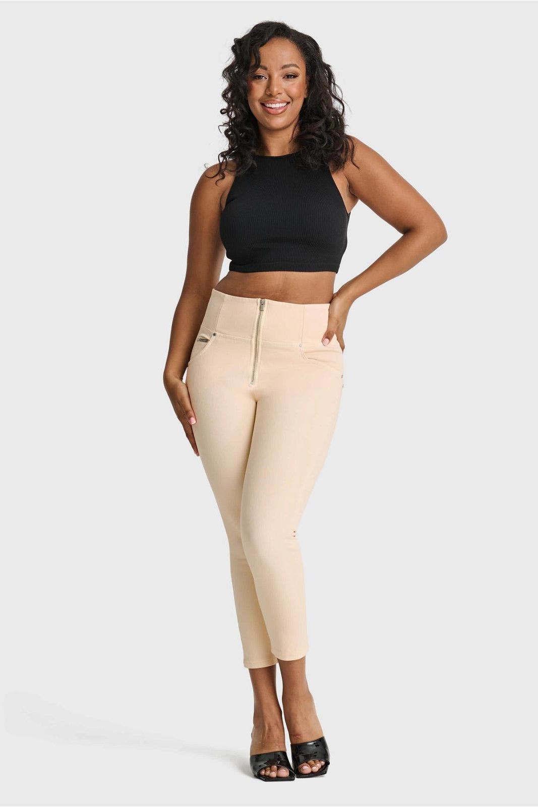 WR.UP® SNUG Curvy Jeans - High Waisted - Petite Length - Ivory 2