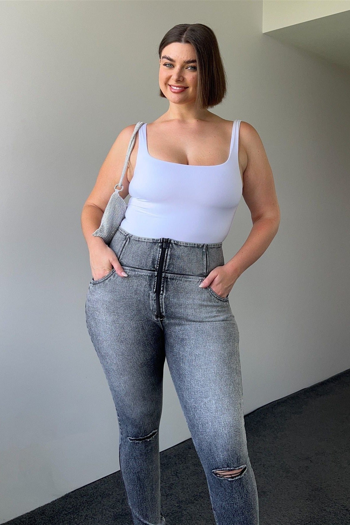 WR.UP® SNUG Curvy Ripped Jeans - High Waisted - Full Length - Grey Stonewash + Grey Stitching 2