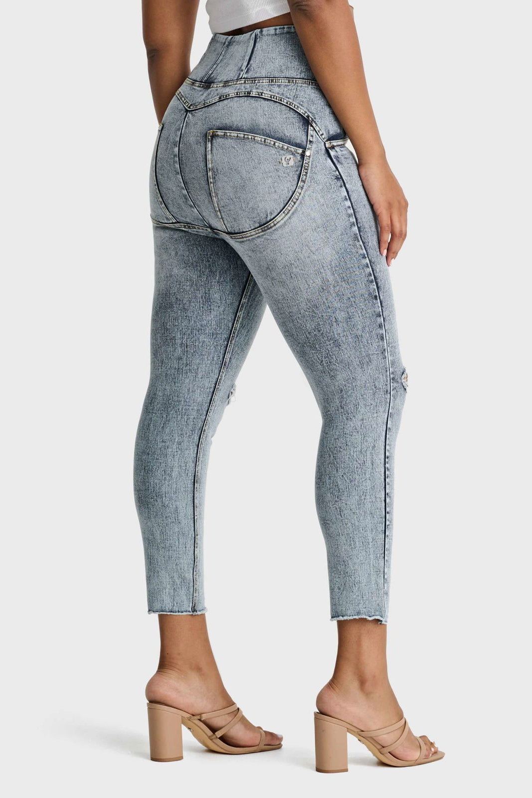 WR.UP® SNUG Curvy Ripped Jeans - High Waisted - Petite Length - Blue Stonewash + Yellow Stitching 3