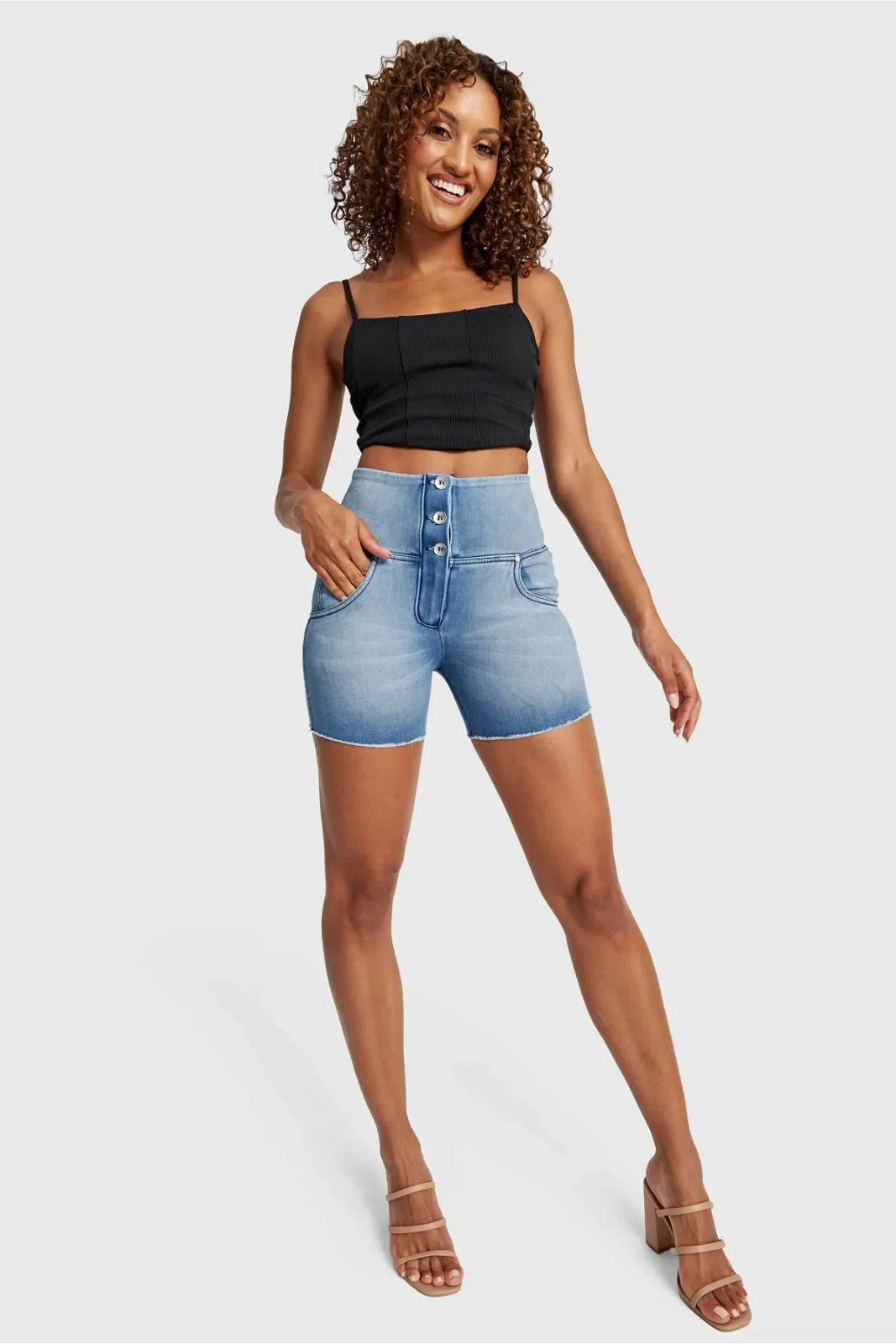 WR.UP® SNUG Jeans - High Waisted - Shorts - Light Blue + Blue Stitching 3