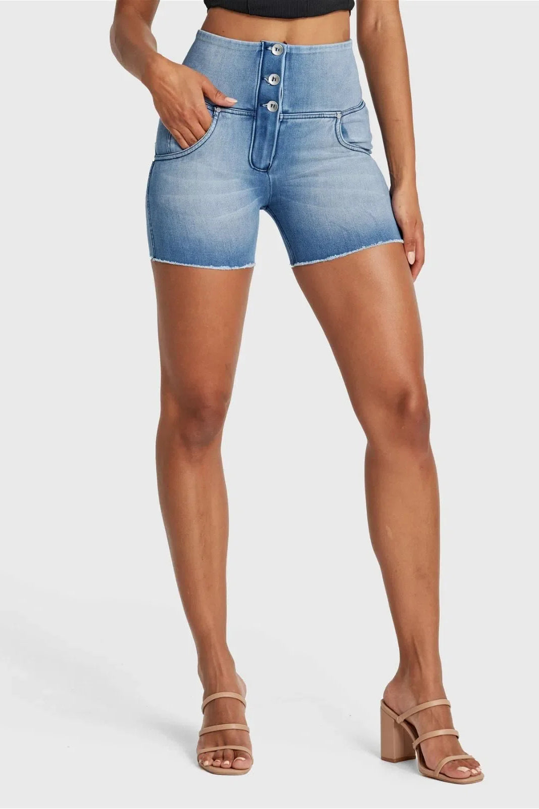 WR.UP® SNUG Jeans - High Waisted - Shorts - Light Blue + Blue Stitching 1