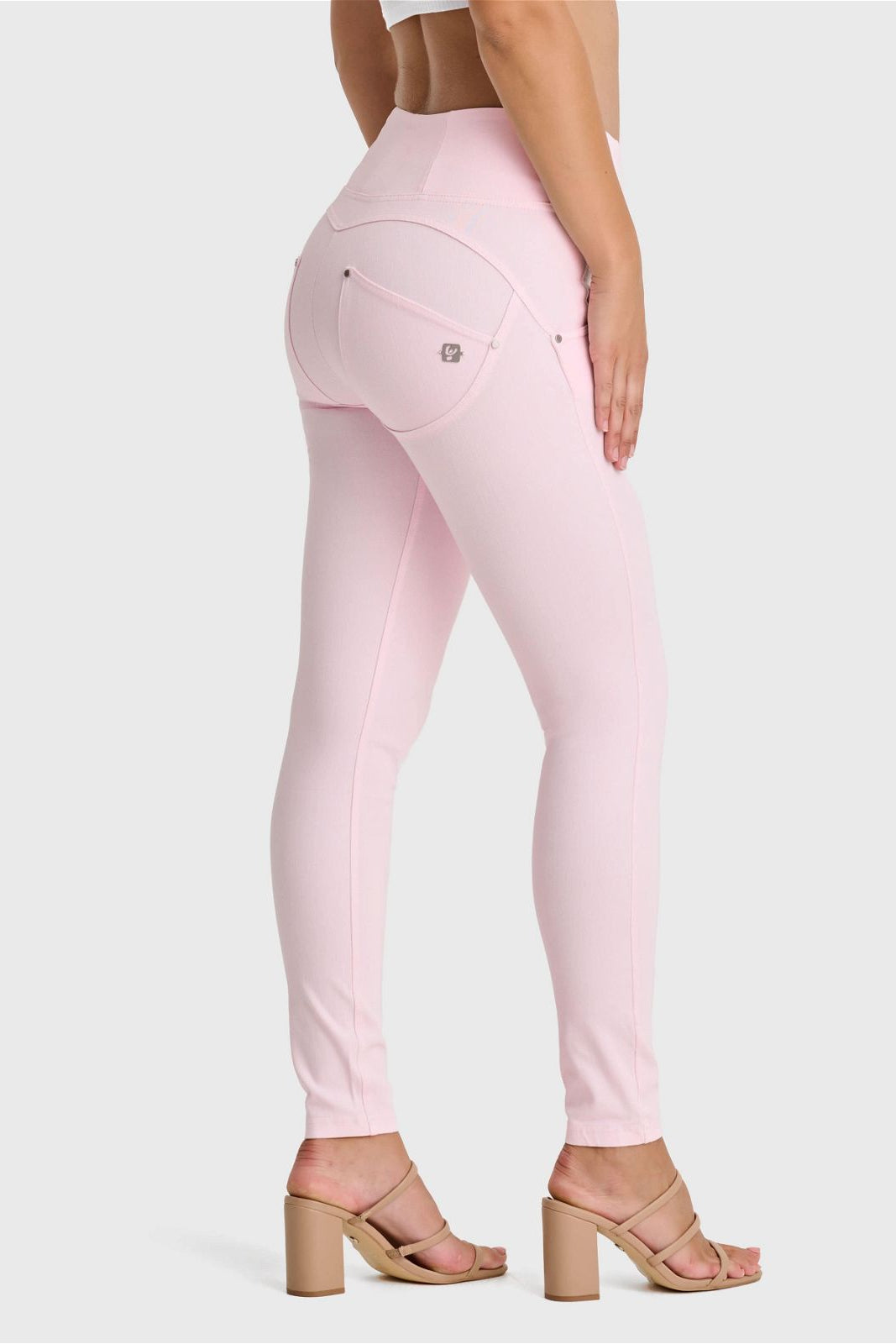 WR.UP® SNUG Jeans - High Waisted - Full Length - Baby Pink 3