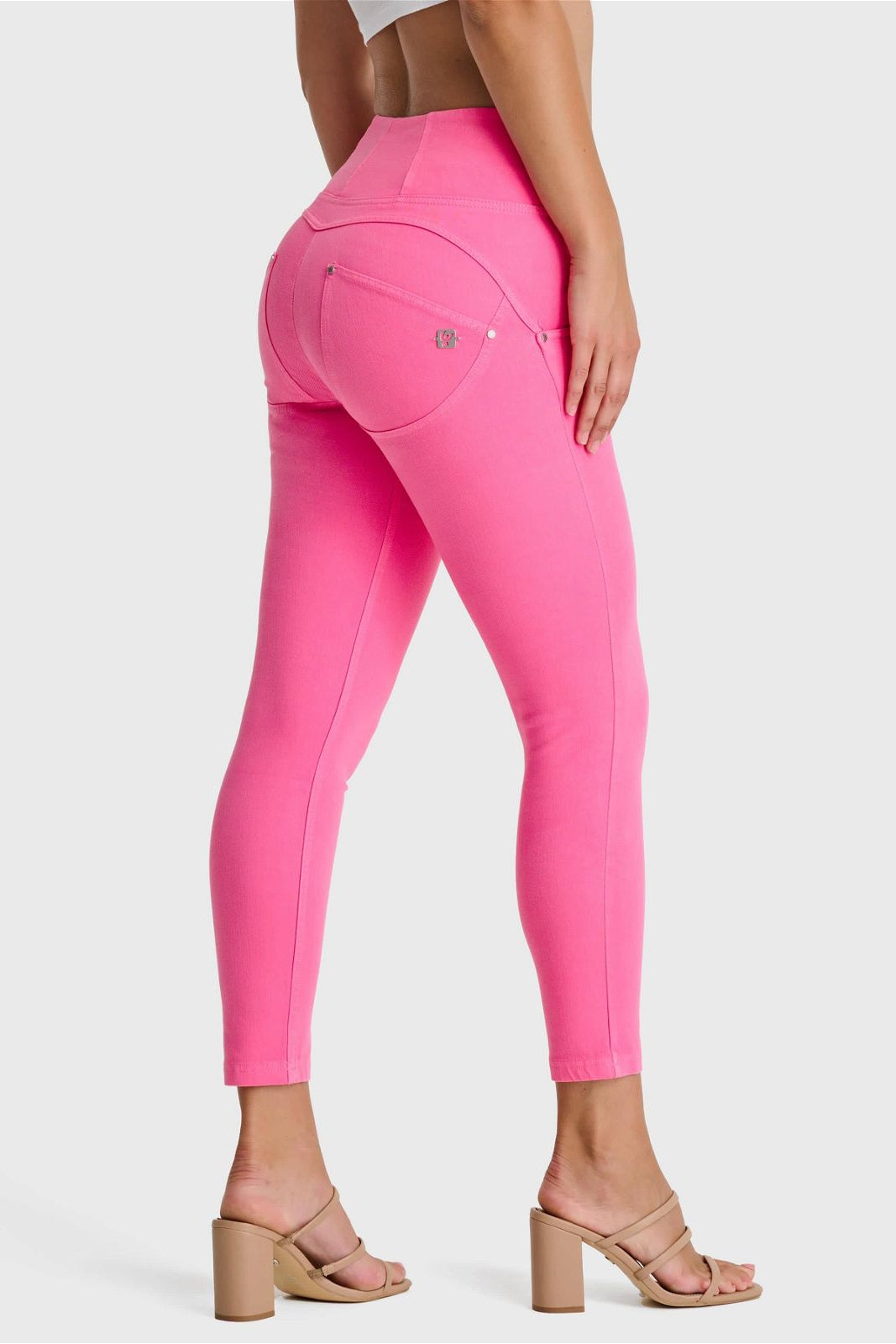 WR.UP® SNUG Jeans - High Waisted - Petite Length - Candy Pink 2