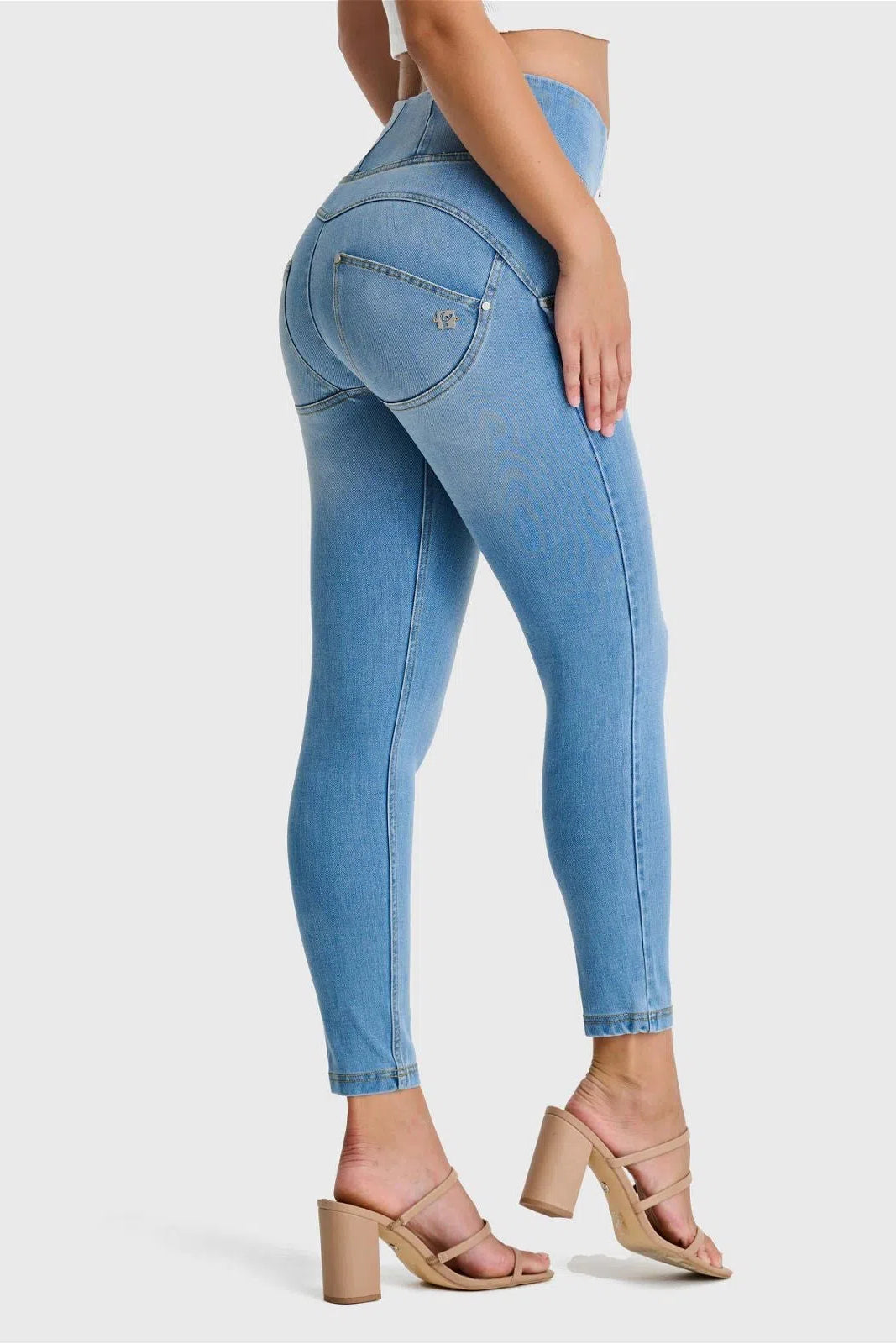 WR.UP® SNUG Jeans - High Waisted - Petite Length - Light Blue + Yellow Stitching 1