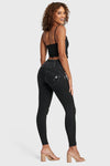 WR.UP® Snug Ripped Jeans - Cintura alta - Largo completo - Negro revestido + Costuras negras  6
