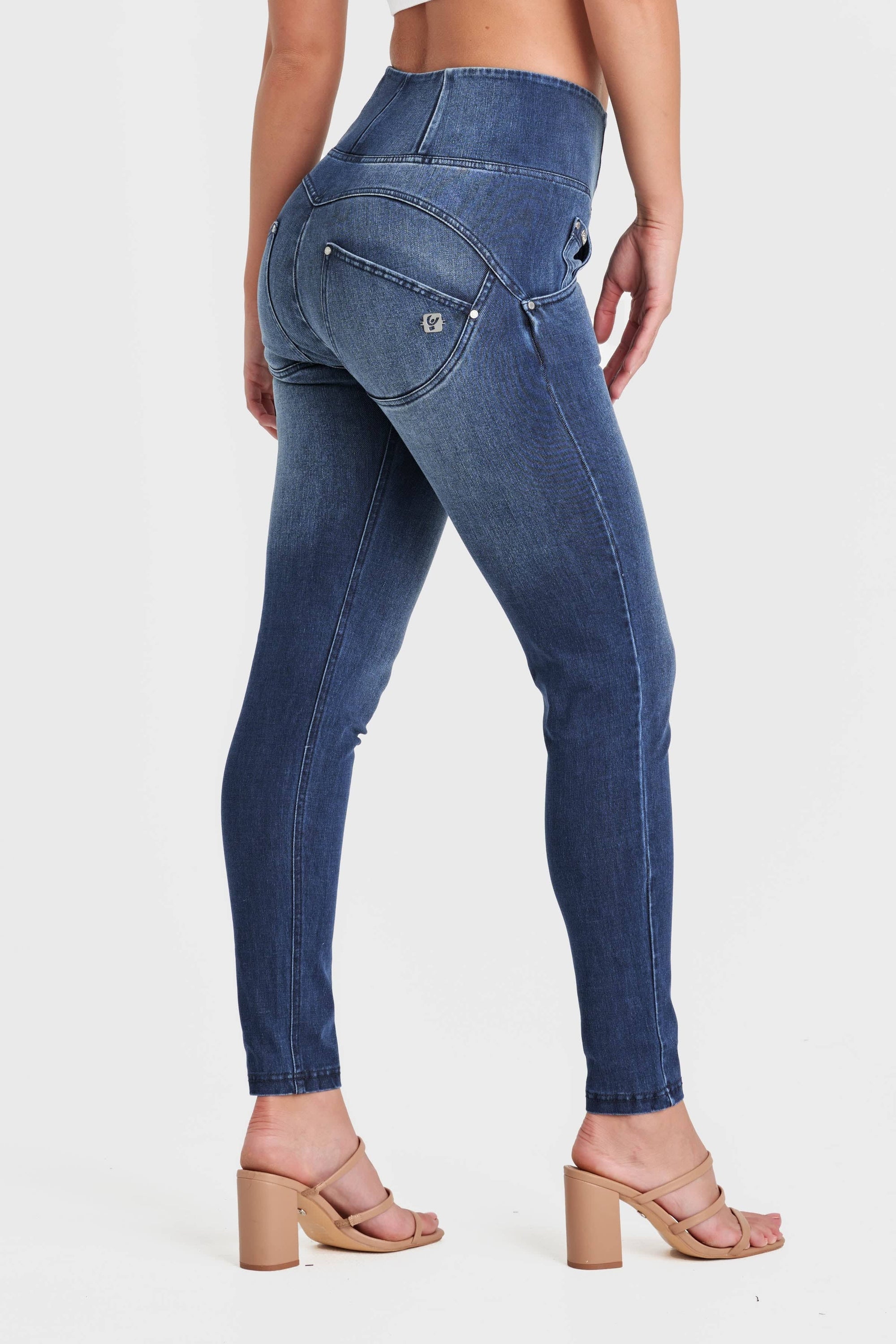 WR.UP® Snug Jeans - High Waisted - Full Length - Dark Blue + Blue Stitching 5