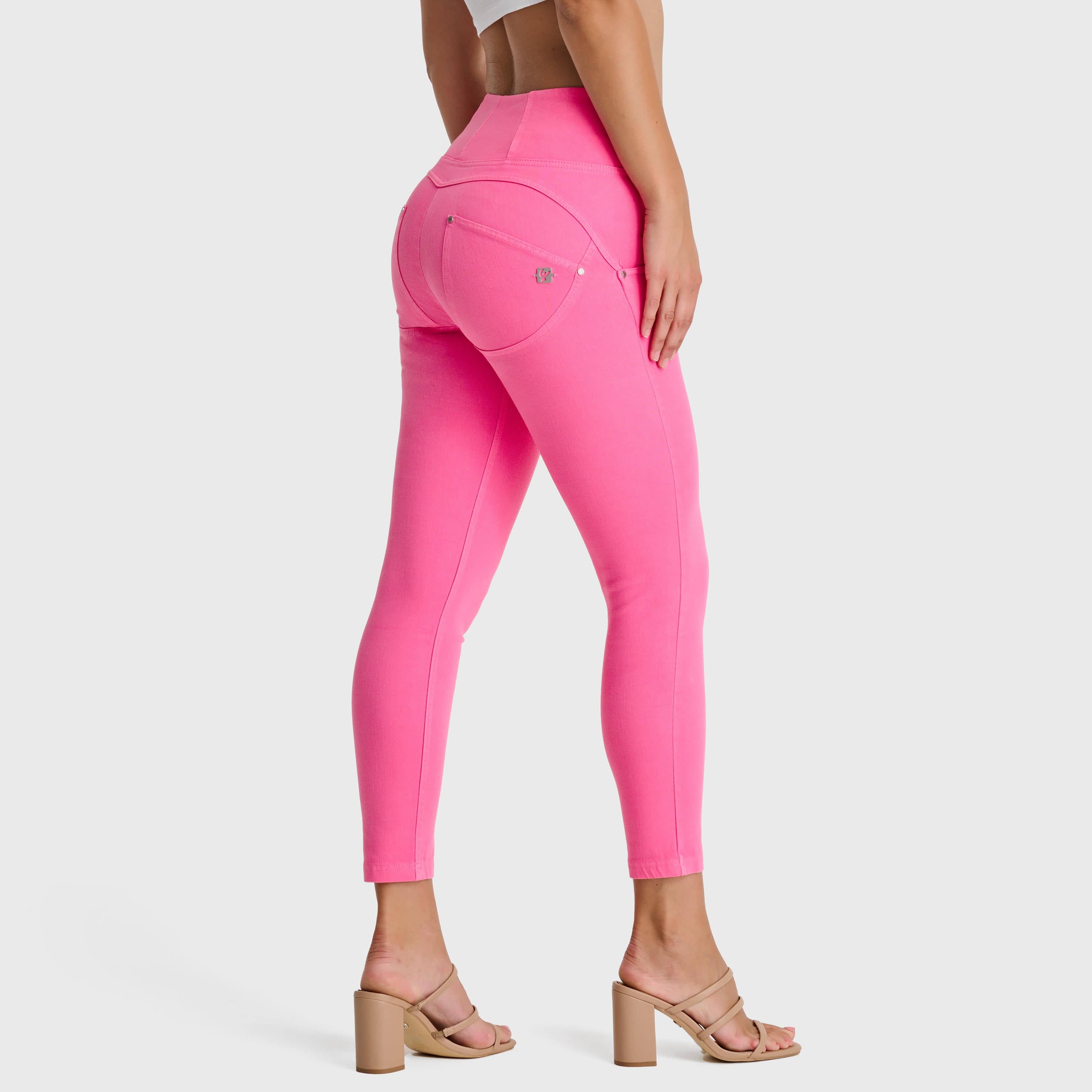 WR.UP® Snug Jeans - High Waisted - 7/8 Length - Candy Pink 2