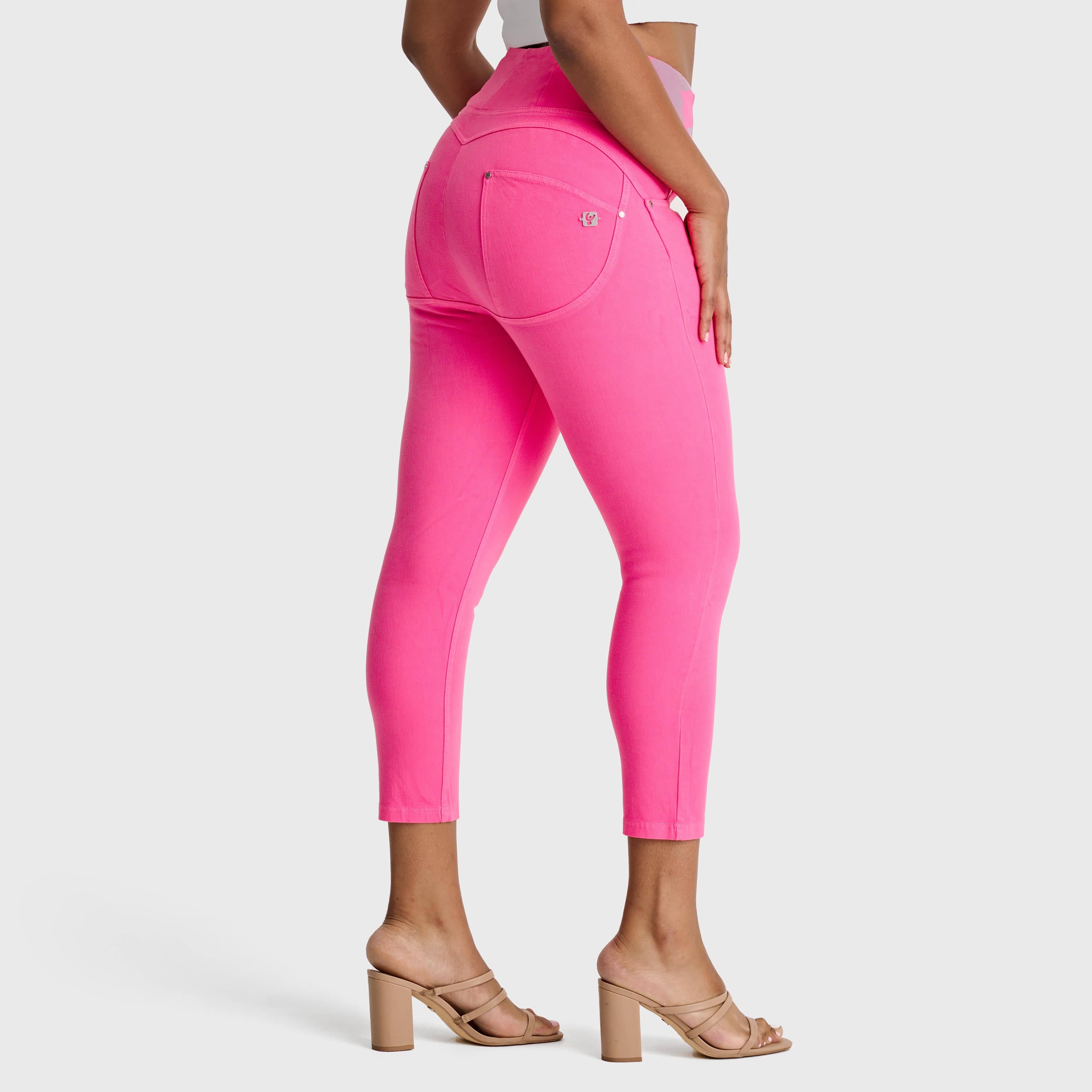 WR.UP® Snug Curvy Jeans - High Waisted - Petite Length - Candy Pink 1