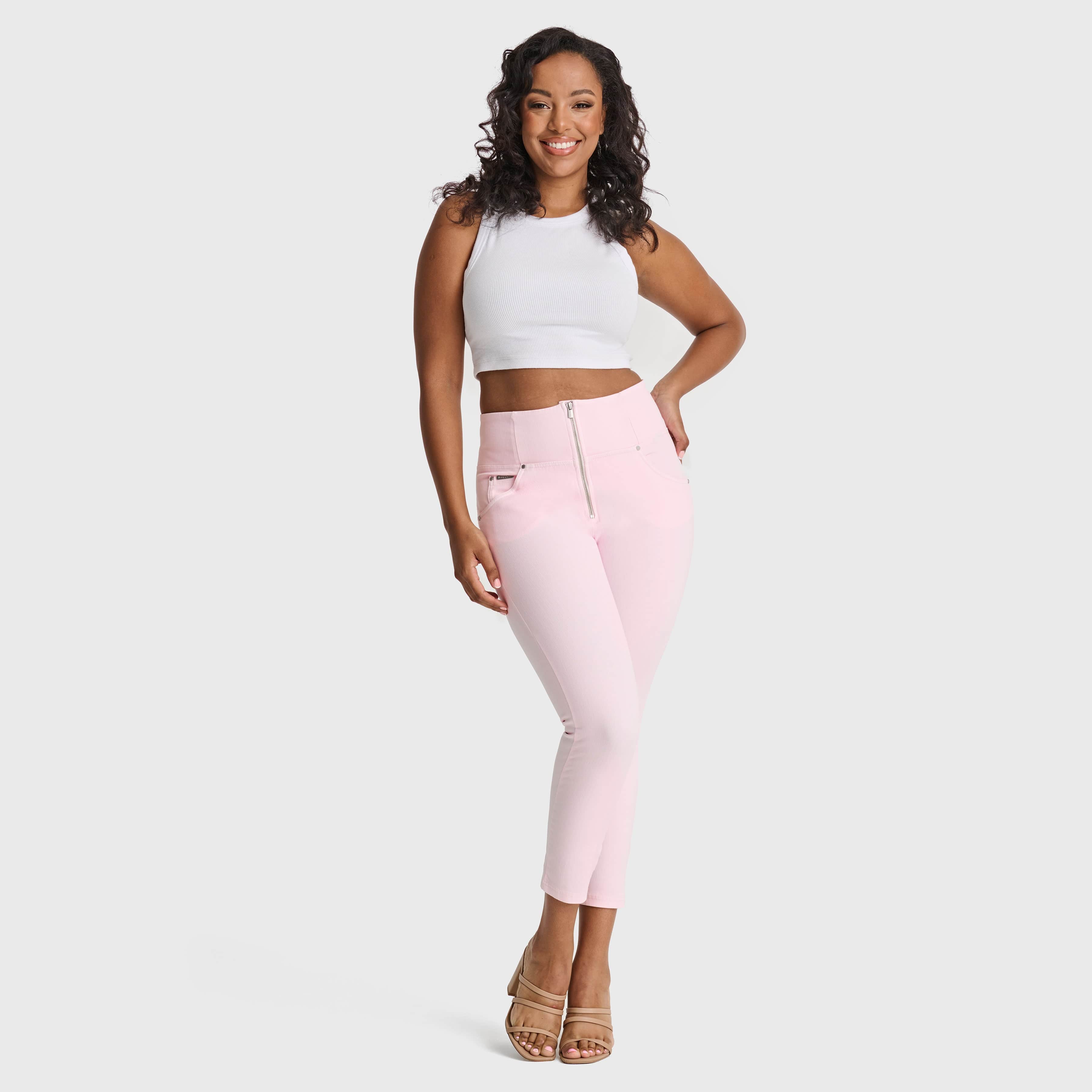 WR.UP® Snug Curvy Jeans - High Waisted - 7/8 Length - Baby Pink 2